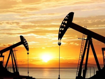 Petrol fiyatları düşüşe geçti: Gözler akaryakıta çevrildi! Her an indirim gelebilir