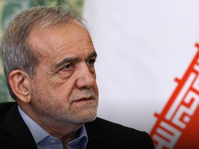Pezeşkiyan: Katar’da bulunan İran’a ait 12 milyar dolarlık kaynağın 6 milyar doları serbest bırakılacak
