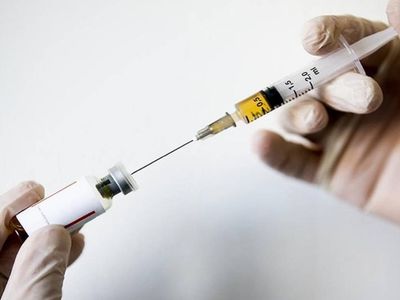 Pfizer yetkilisinden şok itiraf: Koronavirüs aşıları yeterli testten geçmedi