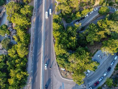 Piknik İçin Antalya Mesire Alanına Akın Ettiler