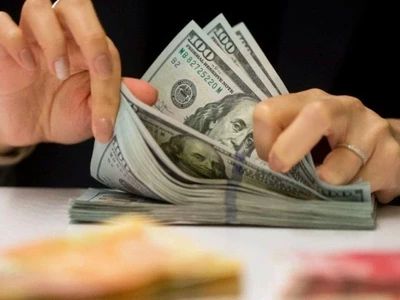 Piyasada sahte 50 dolar paniği!