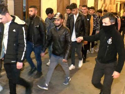 Polis ekipleri göz açtırmadı: İstanbul'da 120 düzensiz göçmen yakalandı!