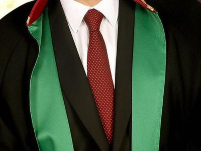 Polis Şüphelendi Arama Yaptı: Avukatın Aracından Uyuşturucu Hap Çıktı!