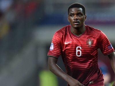 Portekizli futbolcu William Carvalho’ya cinsel saldırı suçlaması!