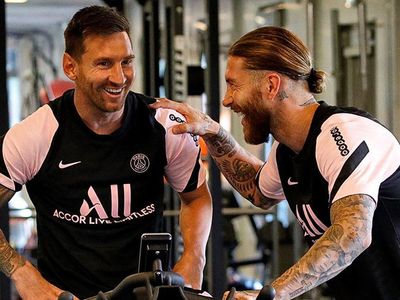 PSG Yeni Transferi Sergio Ramos'u Takımda İstemiyor!