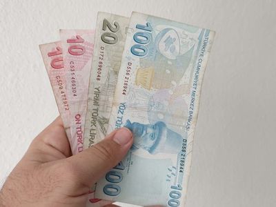 PTT'den emekliye, gence ve yaşlıya geri ödemesiz 850 ve bin 298 TL arası destek! PTT’den binlerce kişiyi sevindiren haber Destek müjdesi SGK, SSK, Bağ-Kur'luları da ilgilendiriyor!