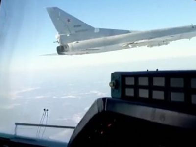 Putin'den Gözdağı! Belarus'ta Bombardıman Uçakları Devriye Uçuşu Yaptı