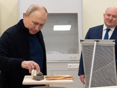 Putin’den sürpriz ziyaret: İlk kez Ukrayna topraklarında