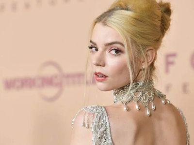 Queens Gambit'in yıldızı Anya Taylor-Joy'dan şaşırtan hamle! Müzisyen sevgilisiyle gizli saklı evlendi!