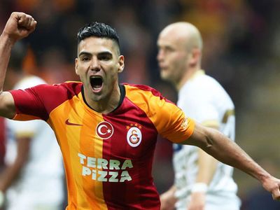 Radamel Falcao Taraftarlara Söz Verdi!