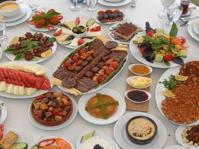 Ramazan 10. gün iftar menüsü: Bugün iftarda ne pişirsem? En güzel ve lezzetli iftar yemekleri malzemeleri ve tarifleri