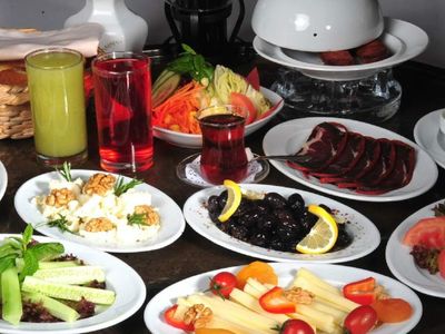 Ramazan 8. gün iftar menüsü: Bugün iftarda ne pişirsem? En güzel ve lezzetli iftar yemekleri malzemeleri ve tarifleri