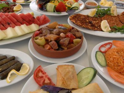 Ramazan 9. gün iftar menüsü: Bugün iftarda ne pişirsem? En güzel ve lezzetli iftar yemekleri malzemeleri ve tarifleri