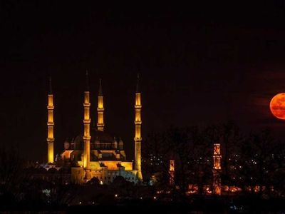 Ramazan ayı imsak ve iftar saatleri : İstanbul, Ankara, İzmir, Konya, Bursa ve Türkiye geneli 81 il için  sahur ve iftar vakitleri 2022