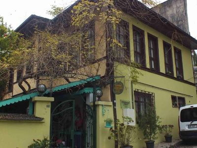 Ramazan ayında vatandaşların ilgi odağı türbe neresi? Akın akın geliyorlar! Yok böyle türbe!