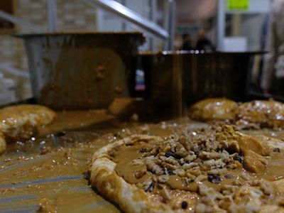 Ramazan'a Özgü Tatlı: Tahinli Pide