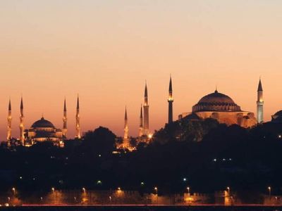 Ramazan'da hangi kanallarda iftar ve sahur programları var, hangi hocalar program yapıyor? Kanal7, Ülke TV, TRT 1  iftar, sahur programları ve hocaların isimleri