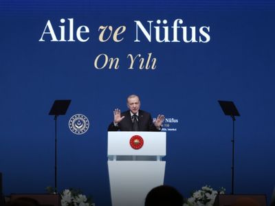 Recep Tayyip Erdoğan: “Doğurganlık düşüyor, aile yapısı tehdit altında”