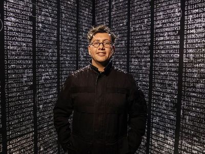 Refik Anadol'un Elon Musk iş birliği ile oluşturduğu eser 6,2 milyon dolara satıldı!