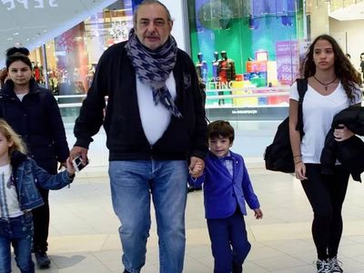 Reha Muhtar’ın kızından şok iddia: Babam beni dövüyor