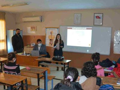 Rehber öğretmeni nedir, nasıl olunur? Rehber öğretmeni ne iş yapar? 2022 rehber öğretmeni şartları ve maaşları