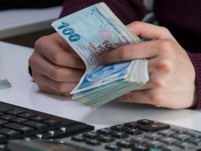 Resmi Gazete’de yayımlandı bir devir kapandı: Kamuda artık birden fazla maaş alınamayacak
