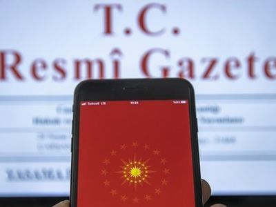 Resmi Gazete'de Yayımlandı! Döviz Ve Altın İçin Yeni Karar: TL'ye Dön İstisnayı Al!