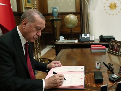 Resmi Gazete'de Yayımlandı: Elektrik Faturaları 3 Ay Ertelendi!