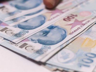 Resmi Gazete'de yayımlandı: Üniversite harçları geri mi geriliyor? İşte detaylar
