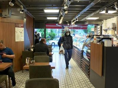 Restoran ve Kafeler Aylar Sonra Kapılarını Müşterilerine Açtı