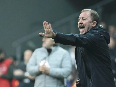 Rıdvan Dilmen Resmen Açıkladı! Sergen Yalçın Yeni Sezonda Beşiktaş'ta Olmayacak!