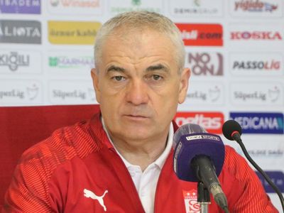 Rıza Çalımbay'dan Karagümrük Galibiyetinin Ardından Çarpıcı Açıklamalar!