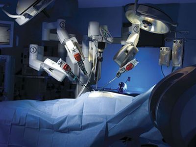 Robotik cerrahi nedir? Robotik cerrahi ile yapılan operasyonlar daha mı sağlıklı oluyor? Uzman isim açıkladı