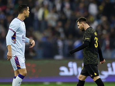 Ronaldo Messi'ye fark attı: Ezeli rakibine geçit vermedi