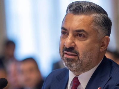 RTÜK Başkanı Şahin: “Reyting, bütün değerlerimizi bir tarafa bırakmamızı gerektirir mi?'"