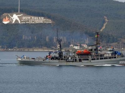 Rus Askeri Kurtarma Gemisi Epron Çanakkale Boğazı'ndan Geçti: Karadeniz’e Doğru İlerliyor!
