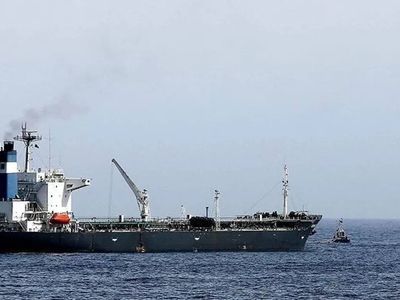Rus petrol gemileri Avrupa’ya gizlice gidiyor: Dünyayı karıştıracak görüntüler ortaya çıktı