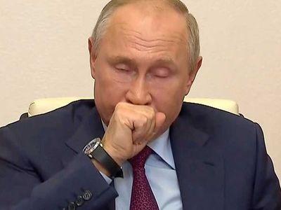 Rusya Devlet Başkanı Putin rahatsızlanarak hastaneye kaldırıldı: Doktorlar müdahalede bulunuyor!