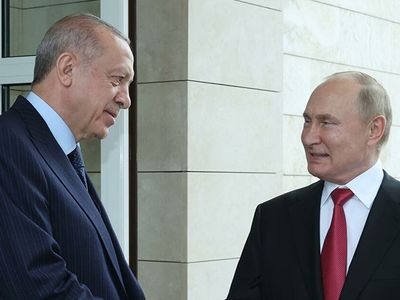 Rusya Ukrayna savaşından Türkiye nasıl etkilenecek? Uzman Profesörden umutlandıran açıklama: Kriz Türkiye'ye yarayabilir