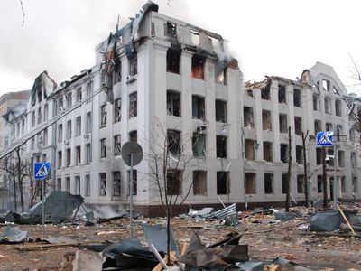 Rusya, Ukrayna’nın derinlerine ilerliyor: Kritik gelişmeyi resmen duyurdular