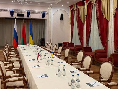 Rusya ve Ukrayna Belarus'da müzakereler için masaya oturacak