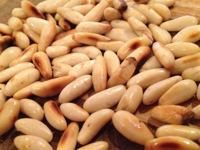Rüyada çam fıstığı görmek ne demektir? Rüyada çam fıstığı görmenin tabiri ve anlamı