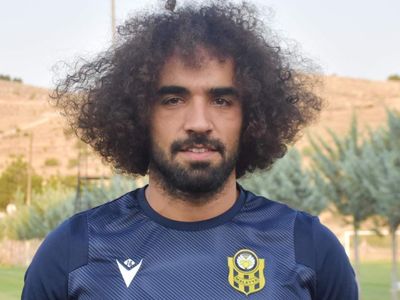 Sadık Çiftpınar taraftara ne hareketi yaptı? Sadık Çiftpınar'dan tribüne şok hareket