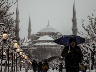 Sağanak, kar, fırtına hepsi birlikte geliyor: Meteoroloji İstanbul dahil birçok ili uyardı