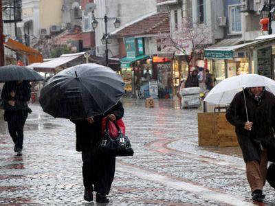 Sağanak yağış çok fena geliyor: Meteoroloji’den 21 ile uyarı! Aralarında İstanbul da var