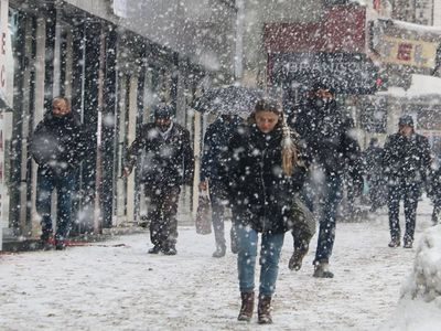 Sağanak yağış ve kar tüm Türkiye’ye yayılacak: 5 gün boyunca devam edecek! Meteoroloji il il açıklayarak uyardı