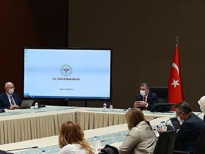 Sağlık Bakanı Fahrettin Koca:  Saat 18'de Rutin Seyrin Dışında Önemli Bir Konuşma Yapacağım