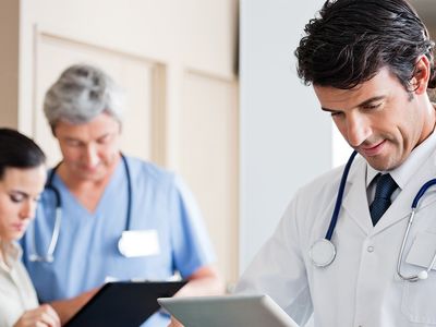 Sağlık Bakanlığı duyurdu: Kamuya dönmek isteyen doktorlara atama müjdesi!