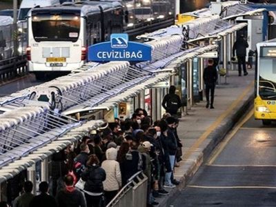 Sağlık Çalışanlarını İlgilendiriyor: Ücretsiz Kullanılan Toplu Taşımların Süresi Uzatıldı