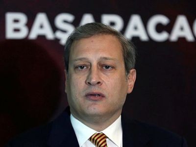 Şahan Gökbakar, Galatasaray Başkanı Burak Elmas'ı Eleştirdi!